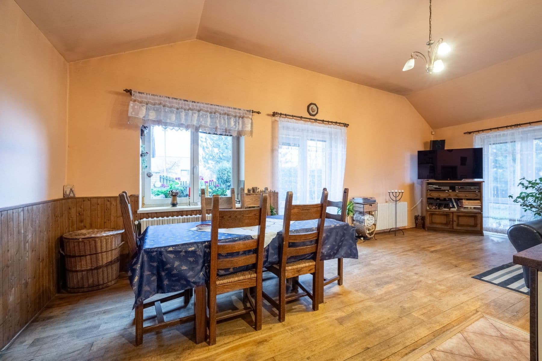 Prodej domu 203 m², pozemek 873 m², Příčná, Radonice, Středočeský kraj Prodej domu 203 m², pozemek 873 m², Příčná, Radonice, Středočeský kraj