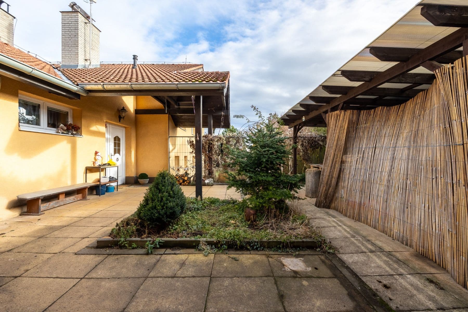 Prodej domu 203 m², pozemek 873 m², Příčná, Radonice, Středočeský kraj Prodej domu 203 m², pozemek 873 m², Příčná, Radonice, Středočeský kraj