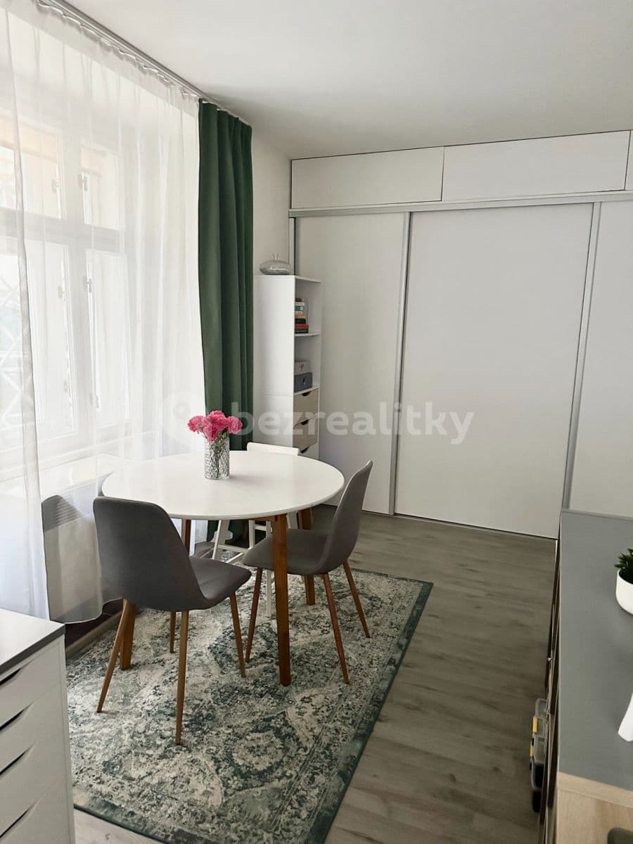 Pronájem bytu 2+kk 53 m², Janovského, Praha, Praha Pronájem bytu 2+kk 53 m², Janovského, Praha, Praha