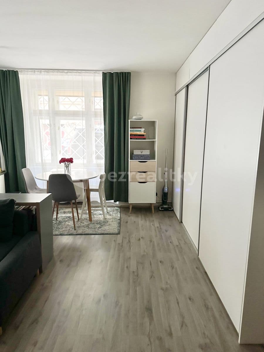 Pronájem bytu 2+kk 53 m², Janovského, Praha, Praha Pronájem bytu 2+kk 53 m², Janovského, Praha, Praha