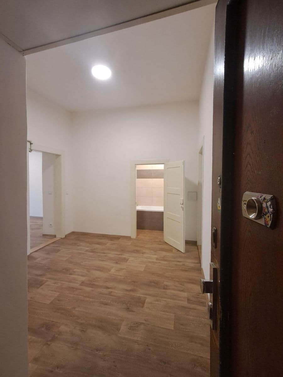 Pronájem bytu 2+1 65 m², Kodaňská, Praha, Praha Pronájem bytu 2+1 65 m², Kodaňská, Praha, Praha