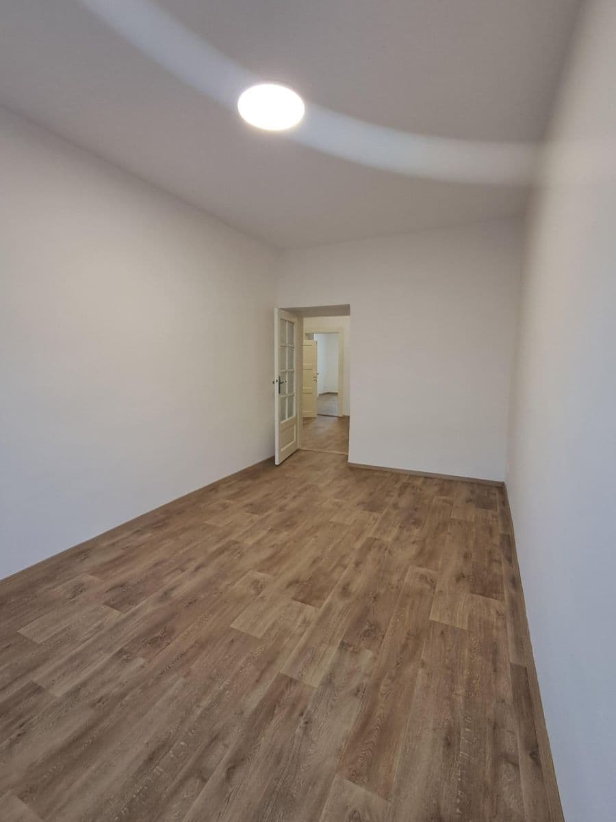 Pronájem bytu 2+1 65 m², Kodaňská, Praha, Praha Pronájem bytu 2+1 65 m², Kodaňská, Praha, Praha