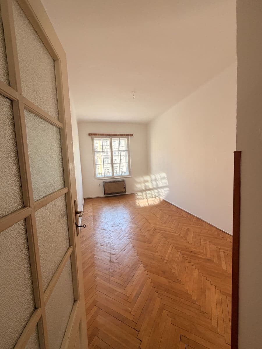 Pronájem bytu 2+1 65 m², Kodaňská, Praha, Praha Pronájem bytu 2+1 65 m², Kodaňská, Praha, Praha