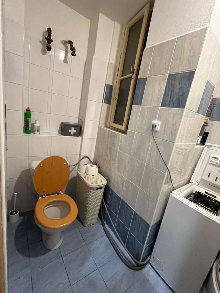 Pronájem bytu 1+kk 35 m², Kouřimská, Praha, Praha Pronájem bytu 1+kk 35 m², Kouřimská, Praha, Praha