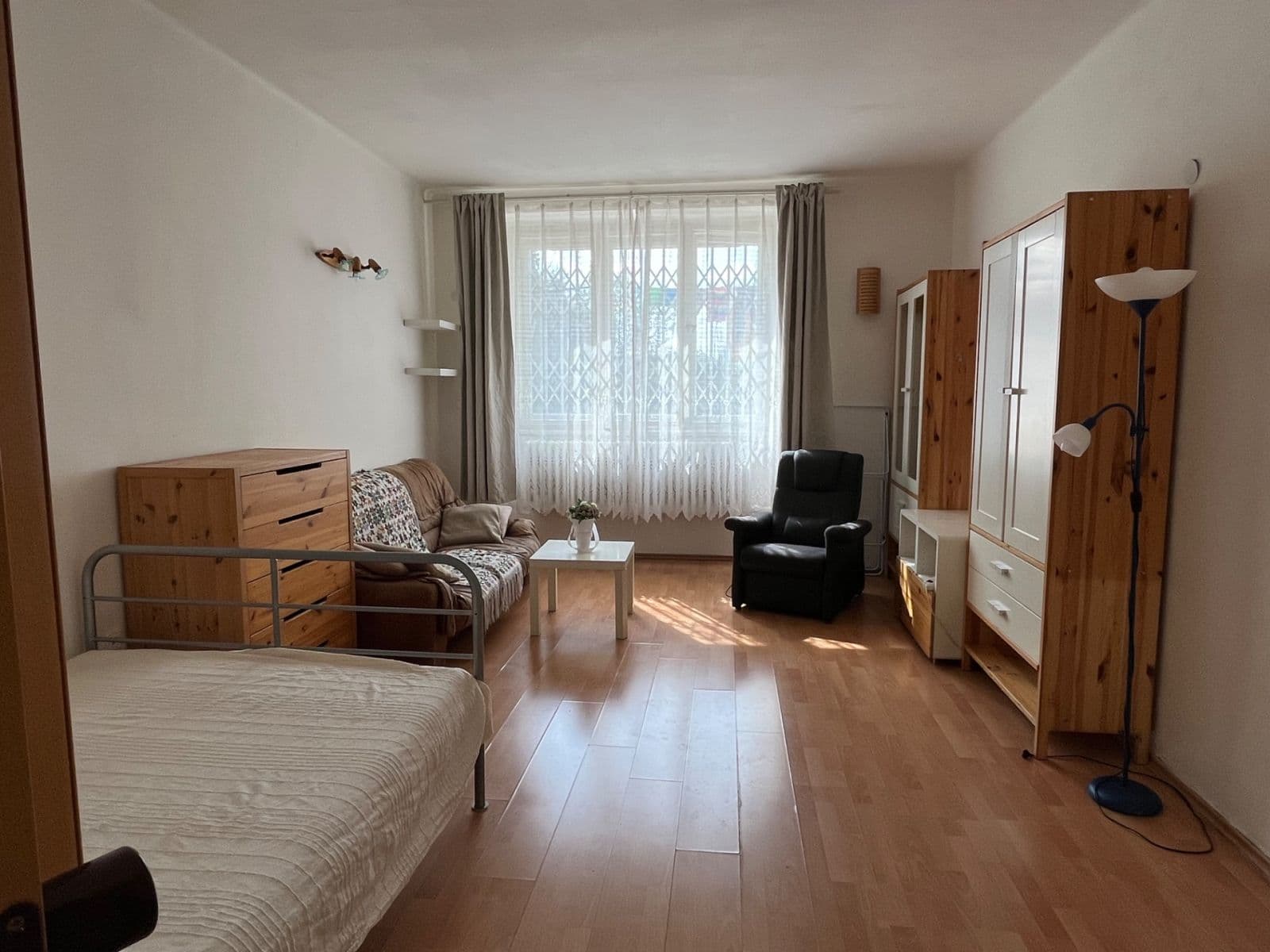 Pronájem bytu 1+kk 35 m², Kouřimská, Praha, Praha Pronájem bytu 1+kk 35 m², Kouřimská, Praha, Praha
