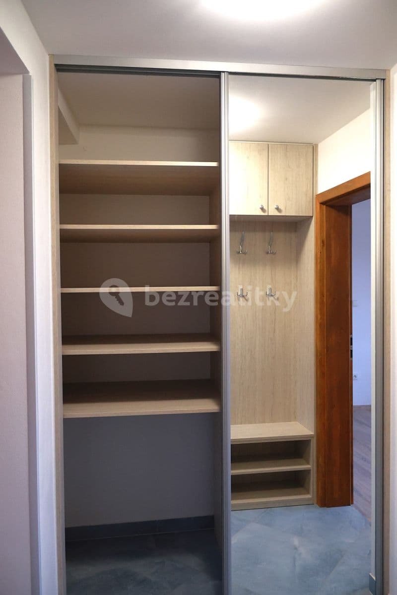 Pronájem bytu 2+1 36 m², Joštova, Boskovice, Jihomoravský kraj Pronájem bytu 2+1 36 m², Joštova, Boskovice, Jihomoravský kraj