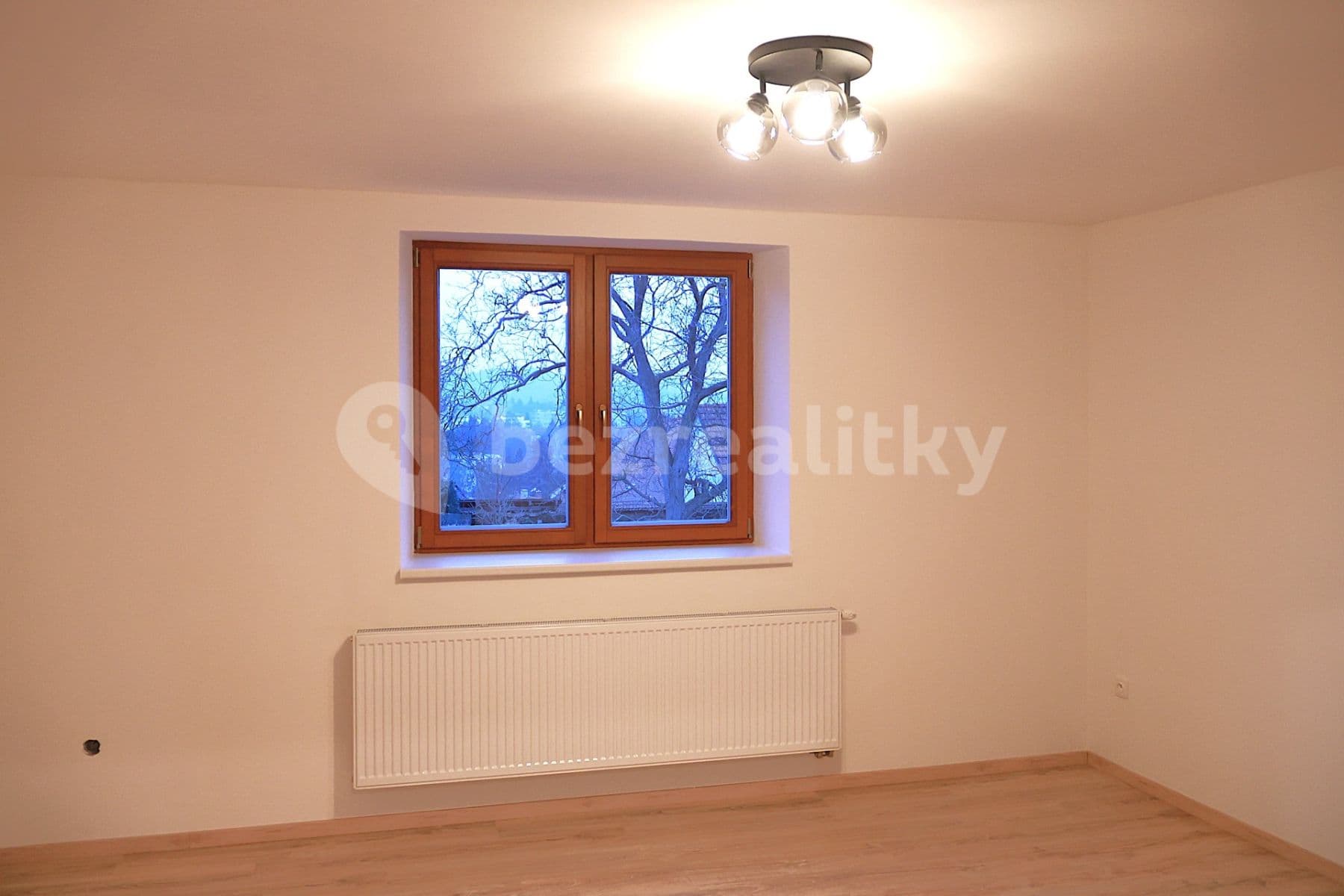 Pronájem bytu 2+1 36 m², Joštova, Boskovice, Jihomoravský kraj Pronájem bytu 2+1 36 m², Joštova, Boskovice, Jihomoravský kraj