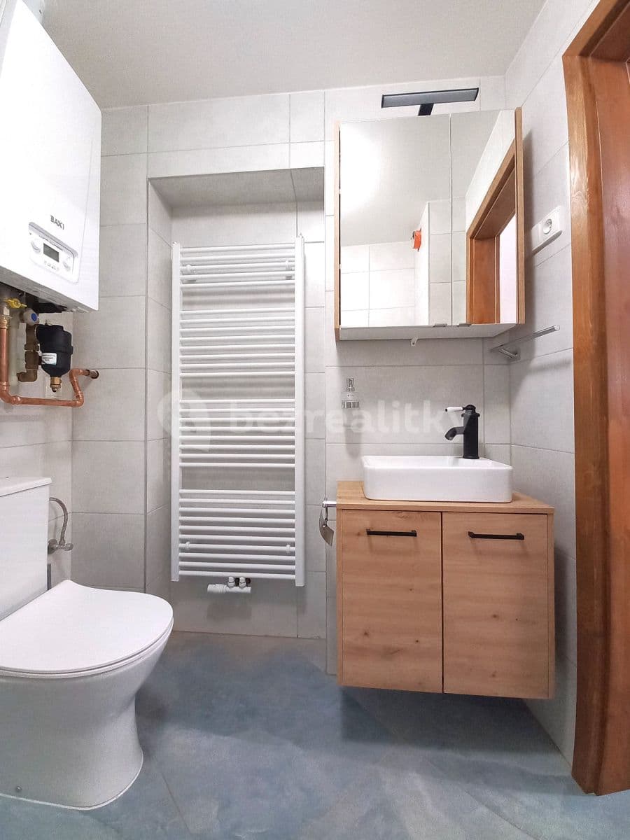 Pronájem bytu 2+1 36 m², Joštova, Boskovice, Jihomoravský kraj Pronájem bytu 2+1 36 m², Joštova, Boskovice, Jihomoravský kraj