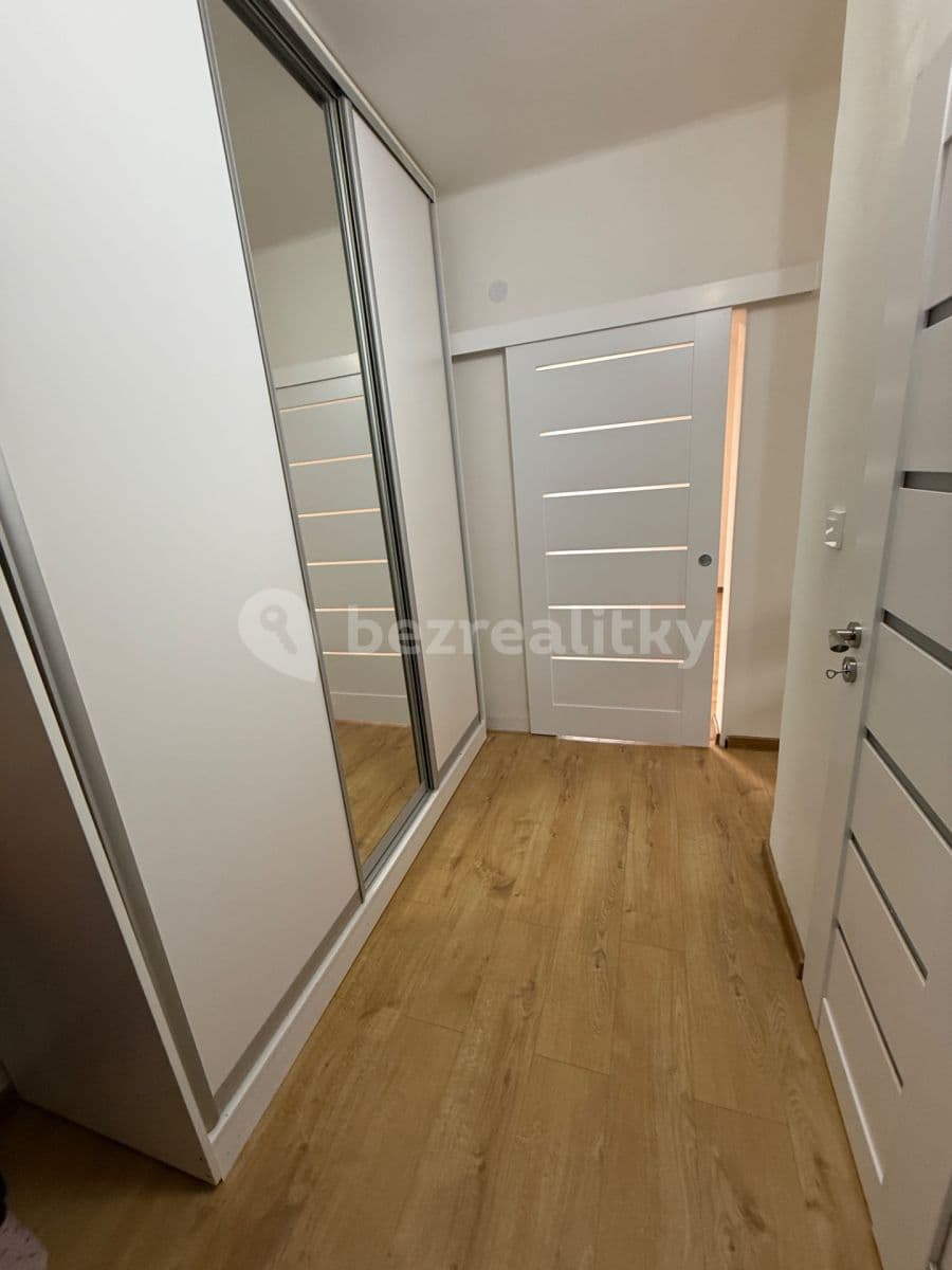 Pronájem bytu 2+1 54 m², Borovského, Karviná, Moravskoslezský kraj Pronájem bytu 2+1 54 m², Borovského, Karviná, Moravskoslezský kraj