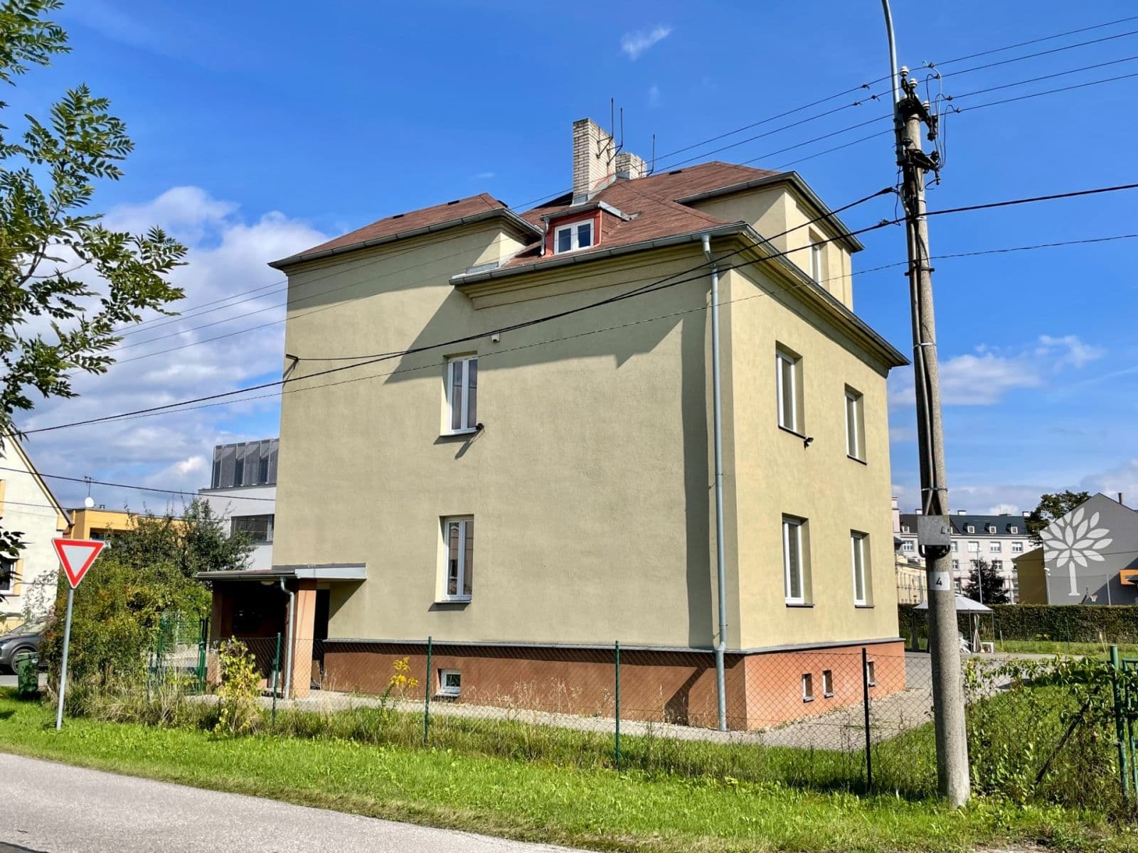 Pronájem bytu 2+kk 71 m², Rostislavova, Ostrava, Moravskoslezský kraj Pronájem bytu 2+kk 71 m², Rostislavova, Ostrava, Moravskoslezský kraj