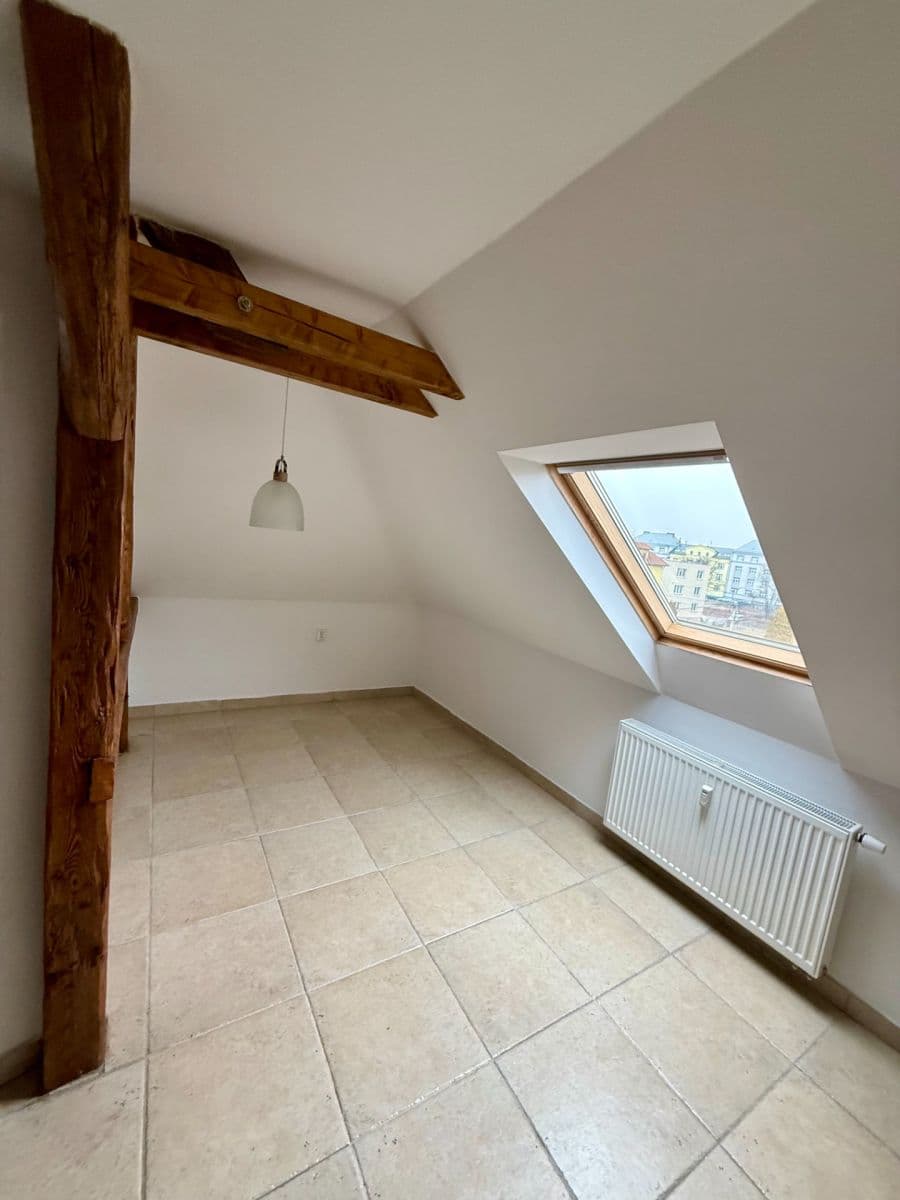 Pronájem bytu 2+kk 71 m², Rostislavova, Ostrava, Moravskoslezský kraj Pronájem bytu 2+kk 71 m², Rostislavova, Ostrava, Moravskoslezský kraj