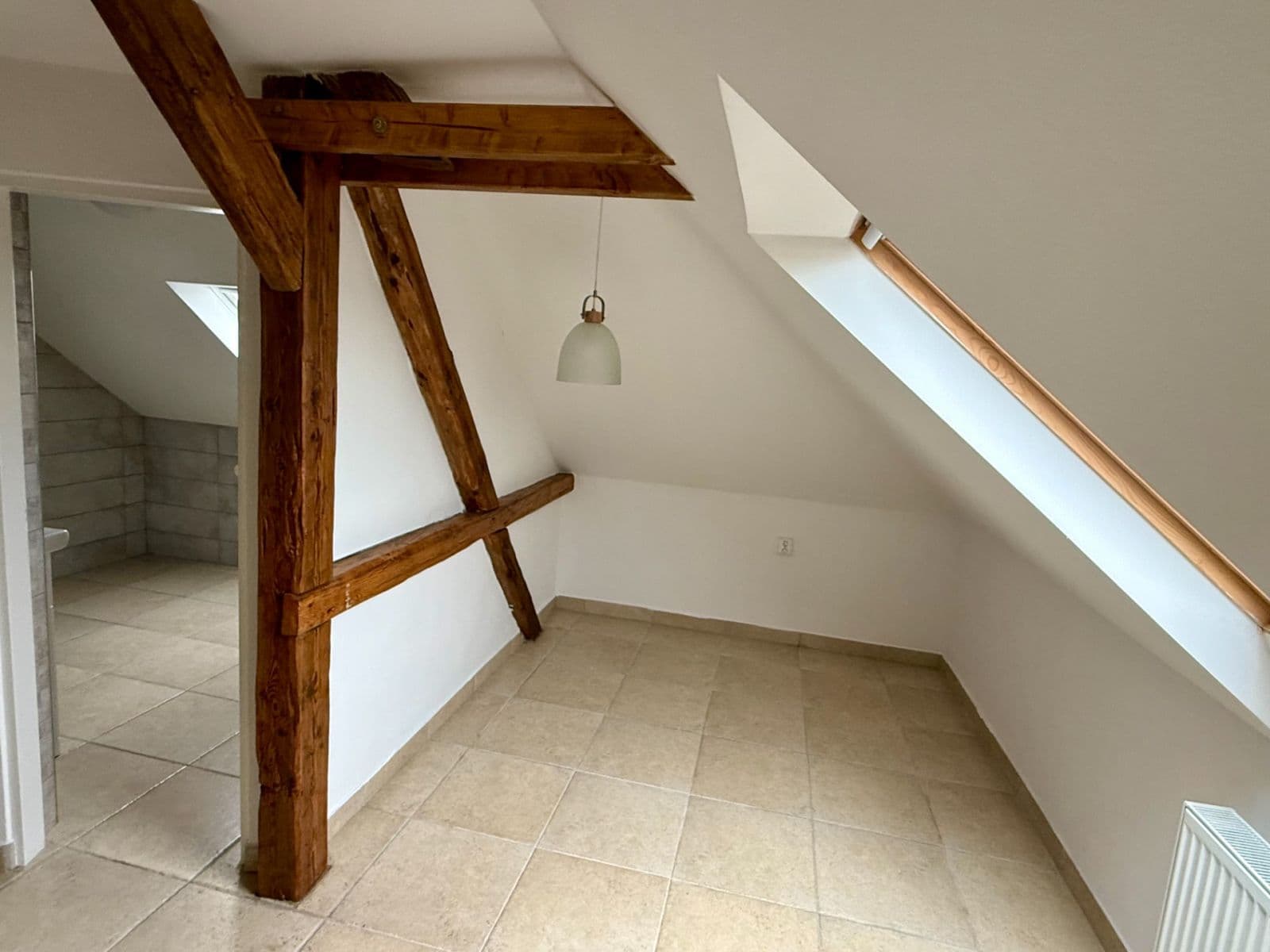 Pronájem bytu 2+kk 71 m², Rostislavova, Ostrava, Moravskoslezský kraj Pronájem bytu 2+kk 71 m², Rostislavova, Ostrava, Moravskoslezský kraj