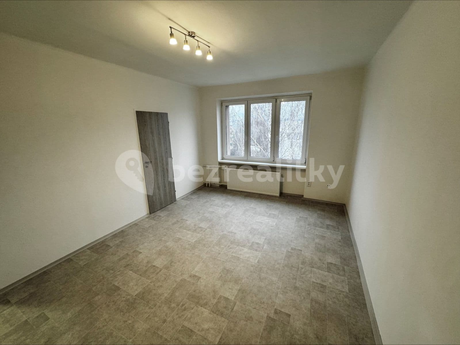 Pronájem bytu 2+1 50 m², Návětrná, Ústí nad Labem, Ústecký kraj Pronájem bytu 2+1 50 m², Návětrná, Ústí nad Labem, Ústecký kraj