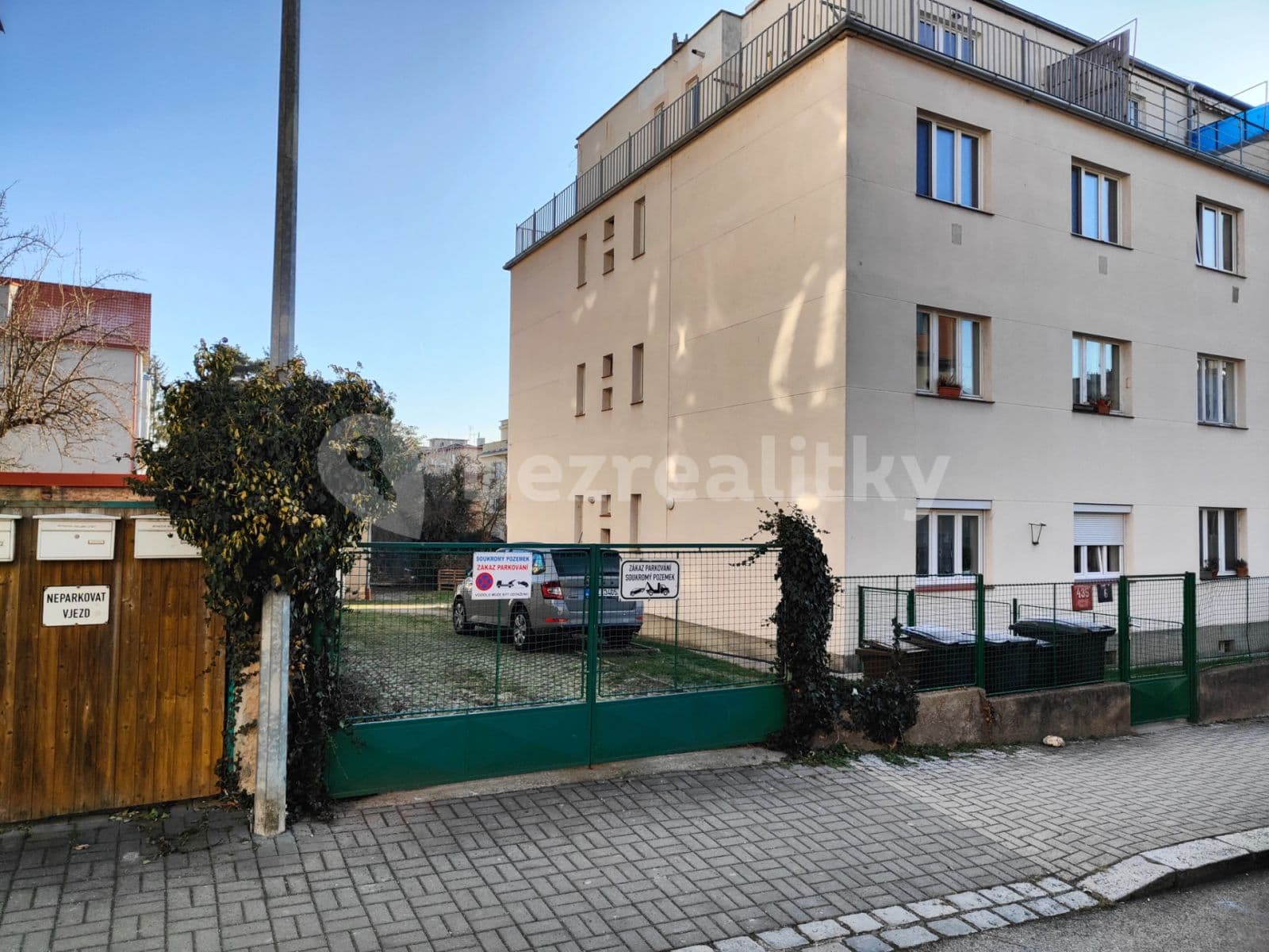 Pronájem garáže 20 m², Praha, Praha Pronájem garáže 20 m², Praha, Praha