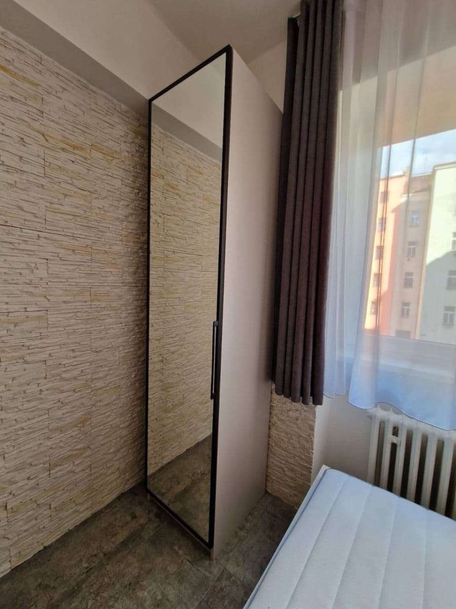 Pronájem bytu 1+kk 17 m², Sokolská, Praha, Praha Pronájem bytu 1+kk 17 m², Sokolská, Praha, Praha