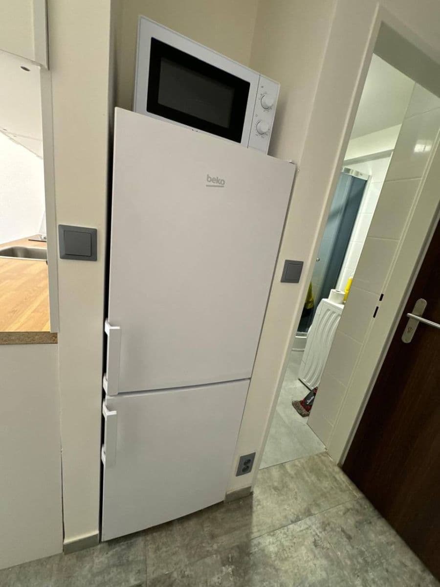 Pronájem bytu 1+kk 17 m², Sokolská, Praha, Praha Pronájem bytu 1+kk 17 m², Sokolská, Praha, Praha