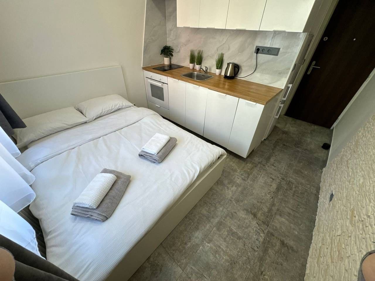 Pronájem bytu 1+kk 17 m², Sokolská, Praha, Praha Pronájem bytu 1+kk 17 m², Sokolská, Praha, Praha