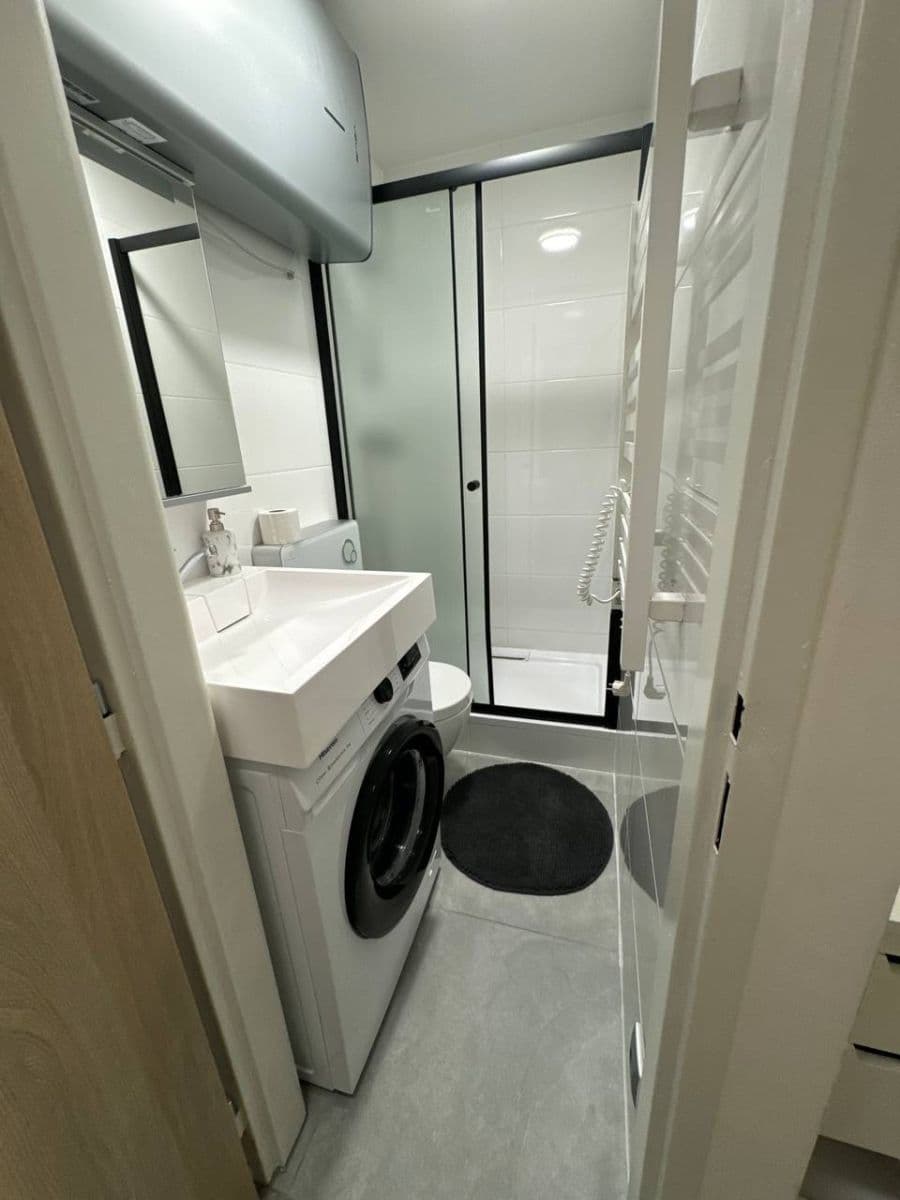 Pronájem bytu 2+kk 25 m², Sokolská, Praha, Praha Pronájem bytu 2+kk 25 m², Sokolská, Praha, Praha