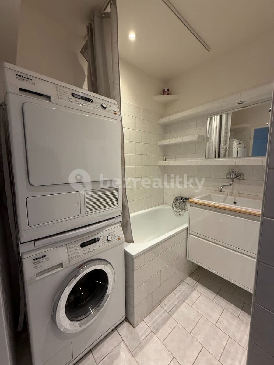 Pronájem bytu 2+kk 43 m², Skuteckého, Praha, Praha Pronájem bytu 2+kk 43 m², Skuteckého, Praha, Praha