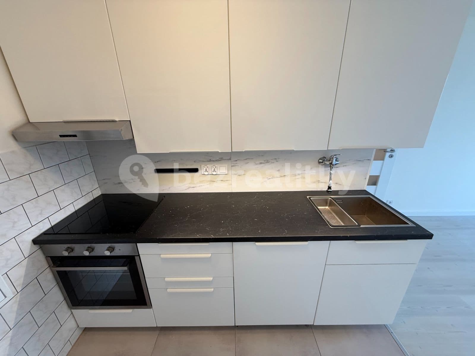 Pronájem bytu 2+kk 43 m², Skuteckého, Praha, Praha Pronájem bytu 2+kk 43 m², Skuteckého, Praha, Praha
