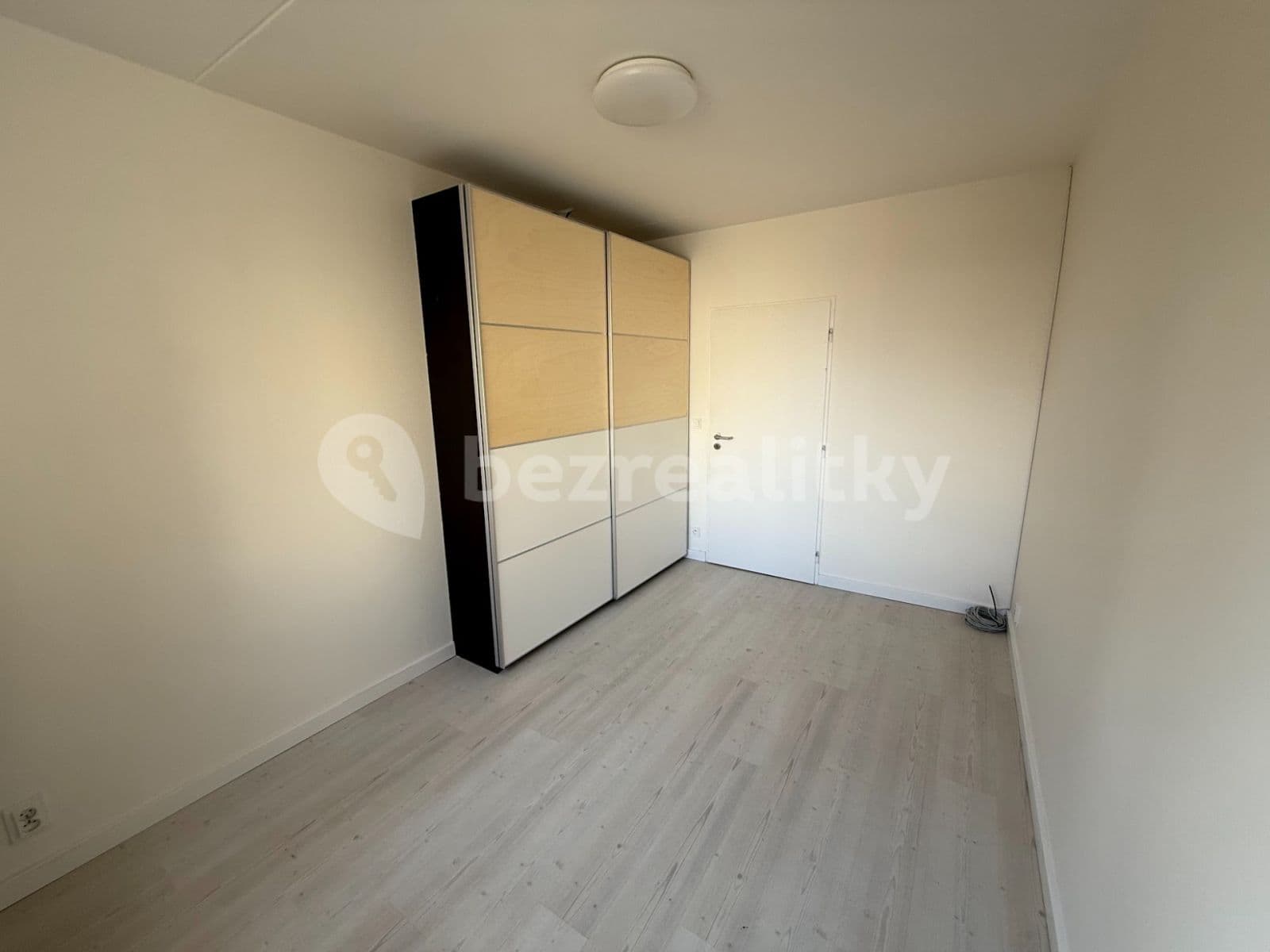Pronájem bytu 2+kk 43 m², Skuteckého, Praha, Praha Pronájem bytu 2+kk 43 m², Skuteckého, Praha, Praha