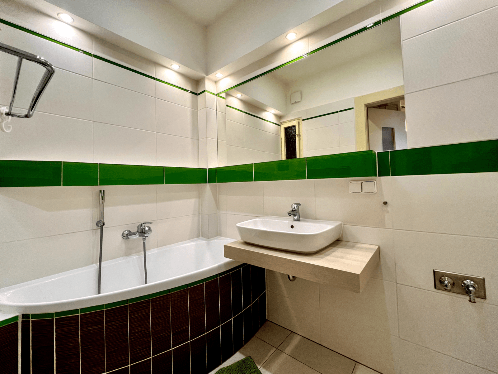 Pronájem bytu 2+1 47 m², V Zálomu, Praha, Praha Pronájem bytu 2+1 47 m², V Zálomu, Praha, Praha