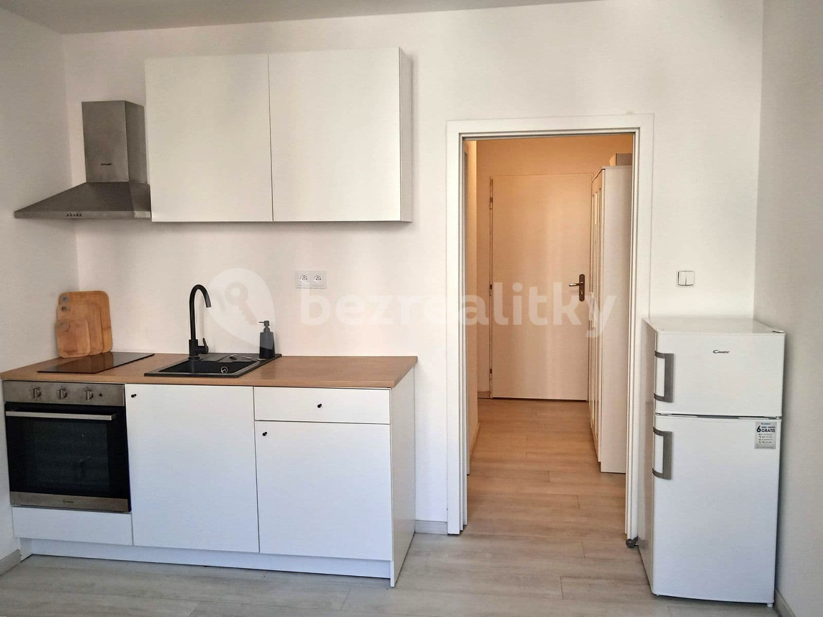 Pronájem bytu 1+kk 23 m², Holečkova, Praha, Praha Pronájem bytu 1+kk 23 m², Holečkova, Praha, Praha