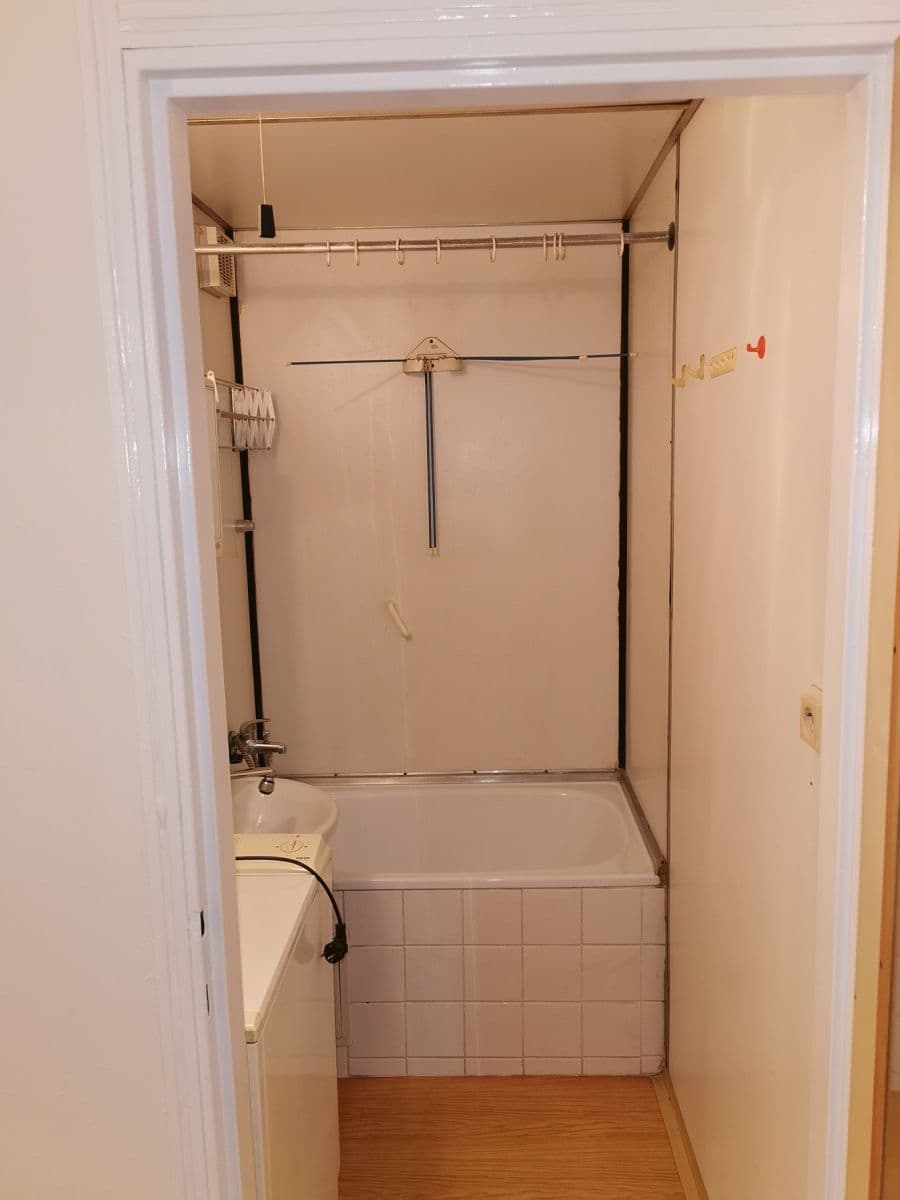 Prodej bytu 2+1 44 m², Psohlavců, Praha, Praha Prodej bytu 2+1 44 m², Psohlavců, Praha, Praha