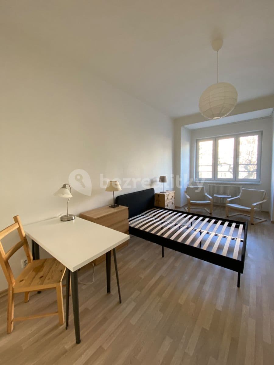 Pronájem bytu 2+kk 43 m², náměstí Dr. Václava Holého, Praha, Praha Pronájem bytu 2+kk 43 m², náměstí Dr. Václava Holého, Praha, Praha