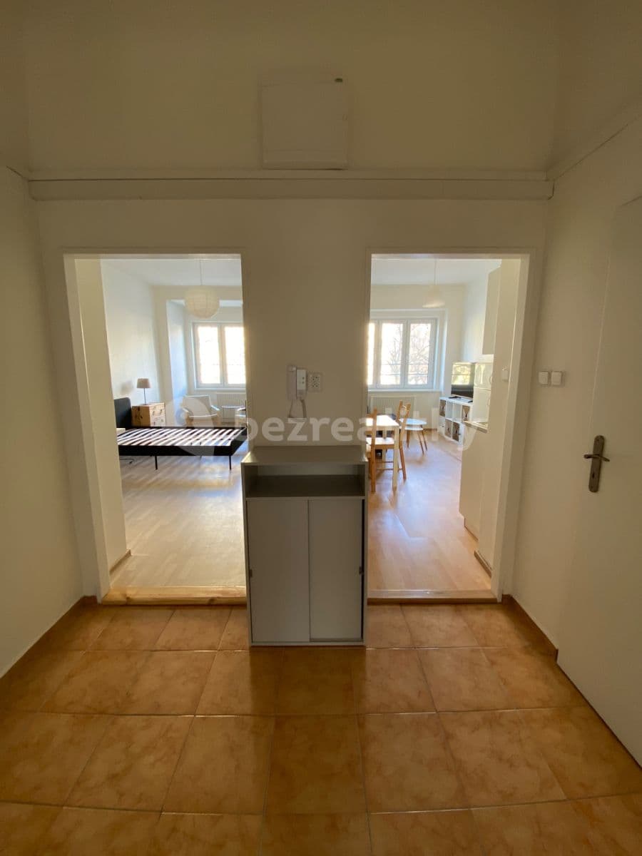 Pronájem bytu 2+kk 43 m², náměstí Dr. Václava Holého, Praha, Praha Pronájem bytu 2+kk 43 m², náměstí Dr. Václava Holého, Praha, Praha