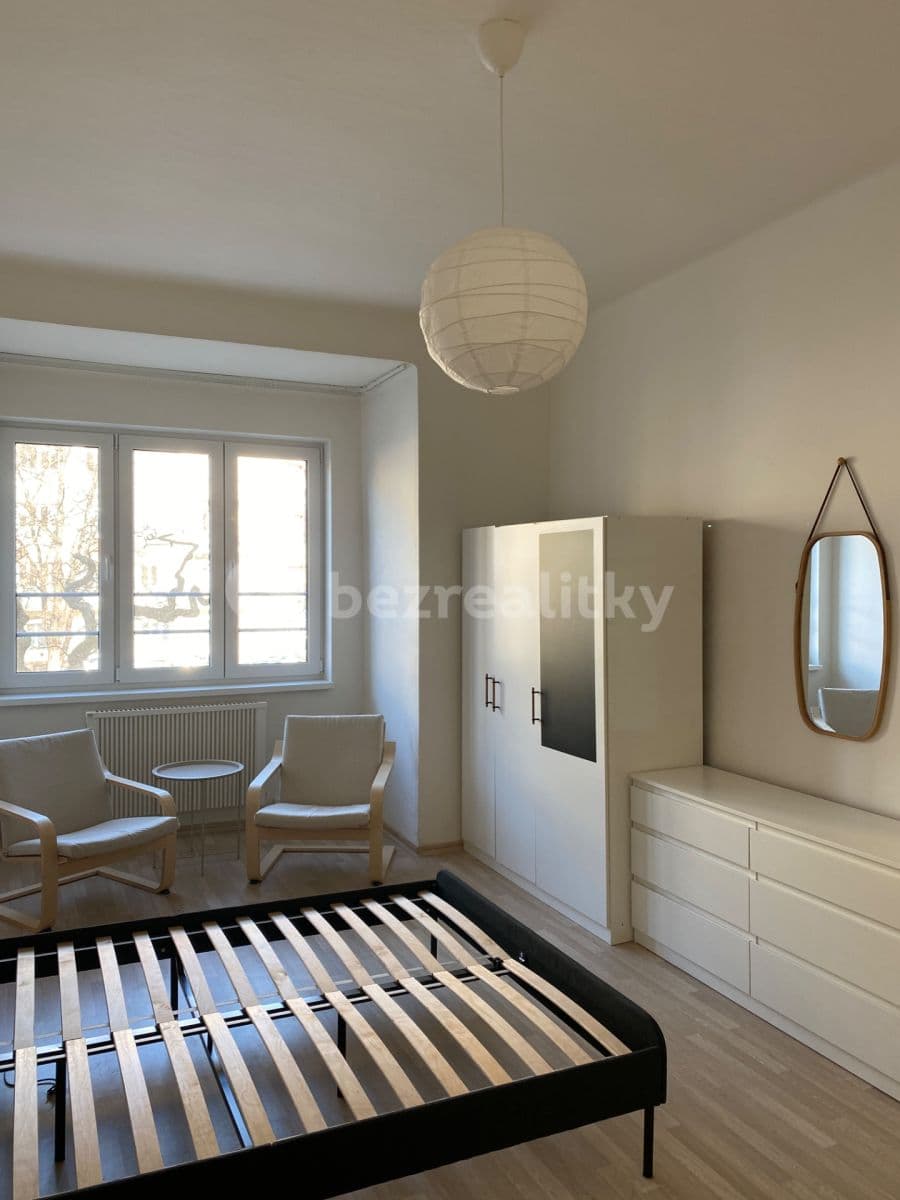 Pronájem bytu 2+kk 43 m², náměstí Dr. Václava Holého, Praha, Praha Pronájem bytu 2+kk 43 m², náměstí Dr. Václava Holého, Praha, Praha