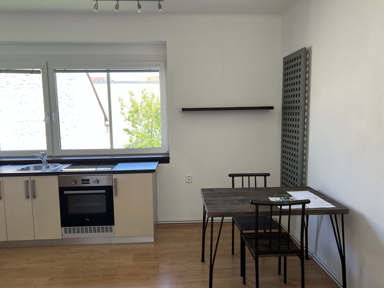 Pronájem bytu 1+1 50 m², Smilova, Pardubice, Pardubický kraj Pronájem bytu 1+1 50 m², Smilova, Pardubice, Pardubický kraj