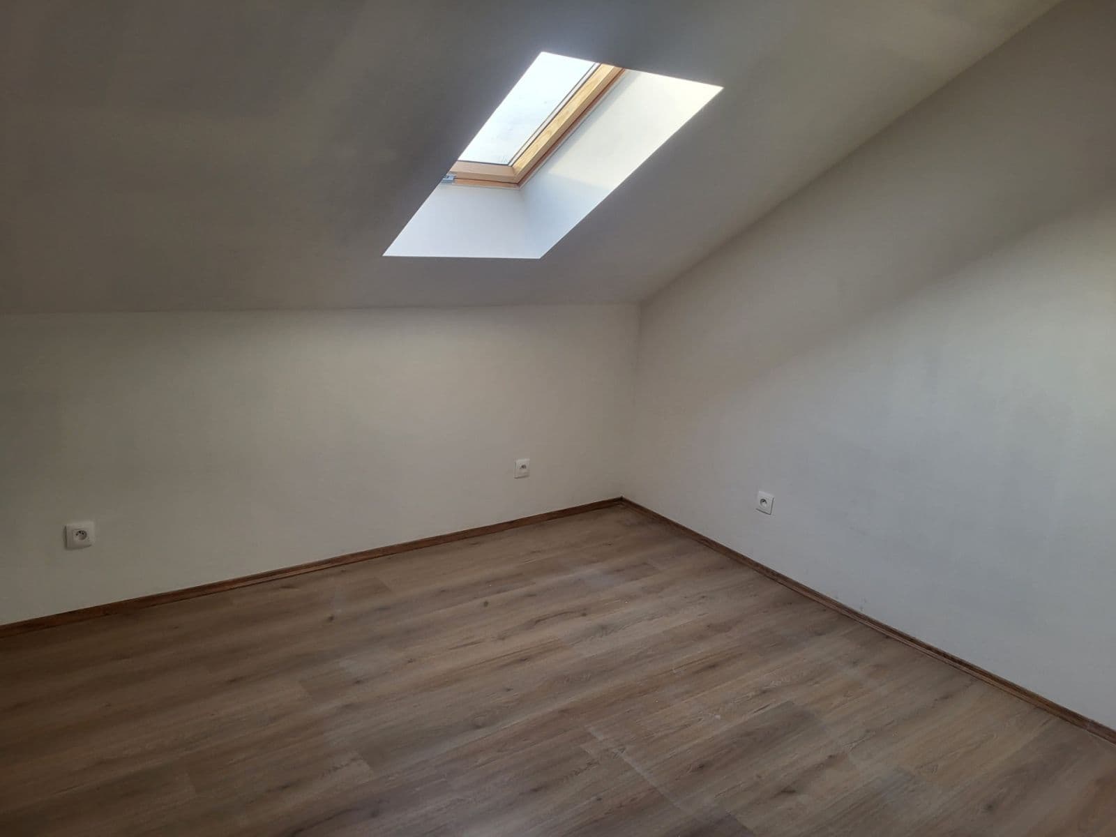 Pronájem bytu 2+kk 58 m², Netluky, Praha, Praha Pronájem bytu 2+kk 58 m², Netluky, Praha, Praha