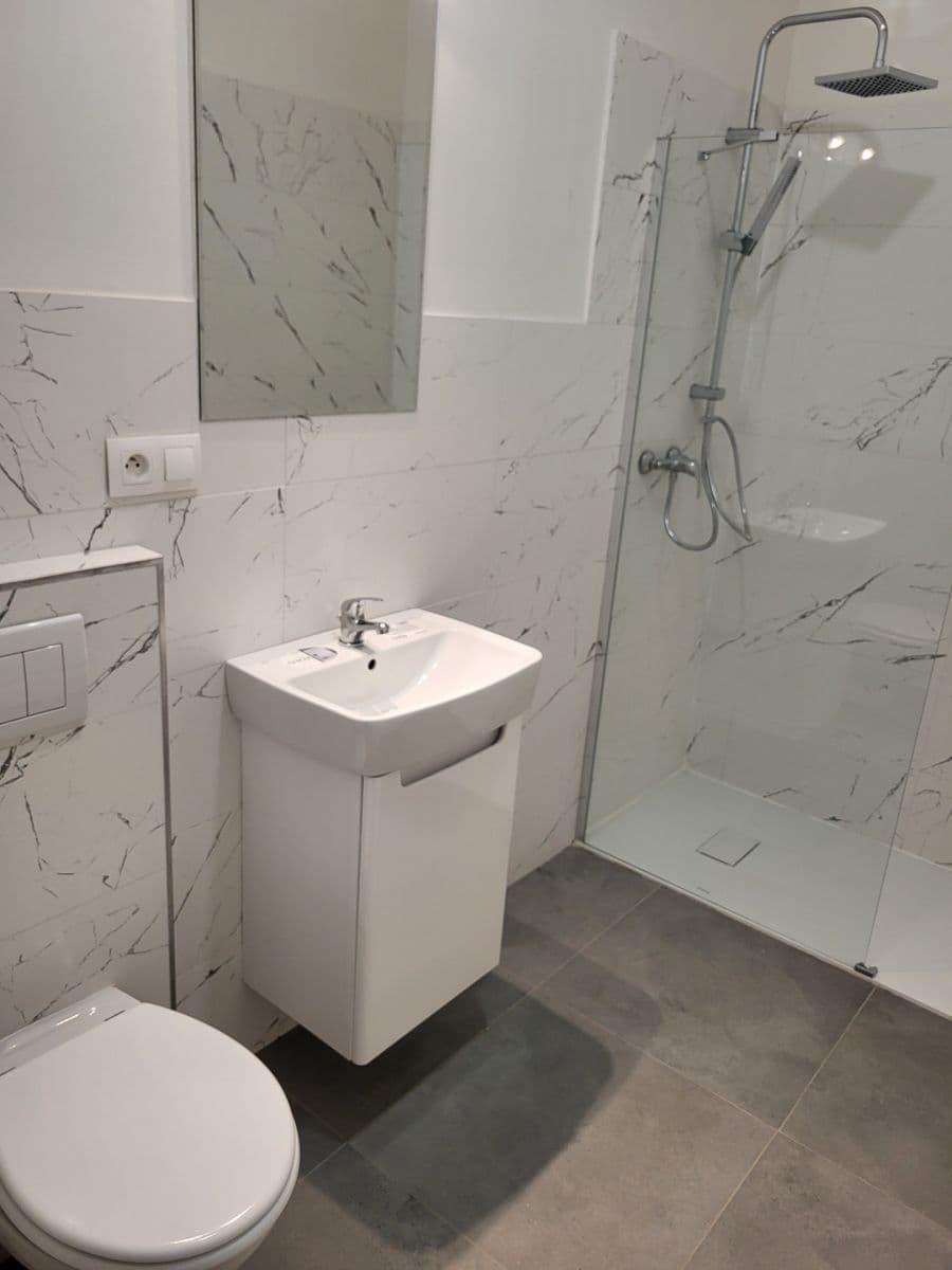 Pronájem bytu 2+kk 58 m², Netluky, Praha, Praha Pronájem bytu 2+kk 58 m², Netluky, Praha, Praha