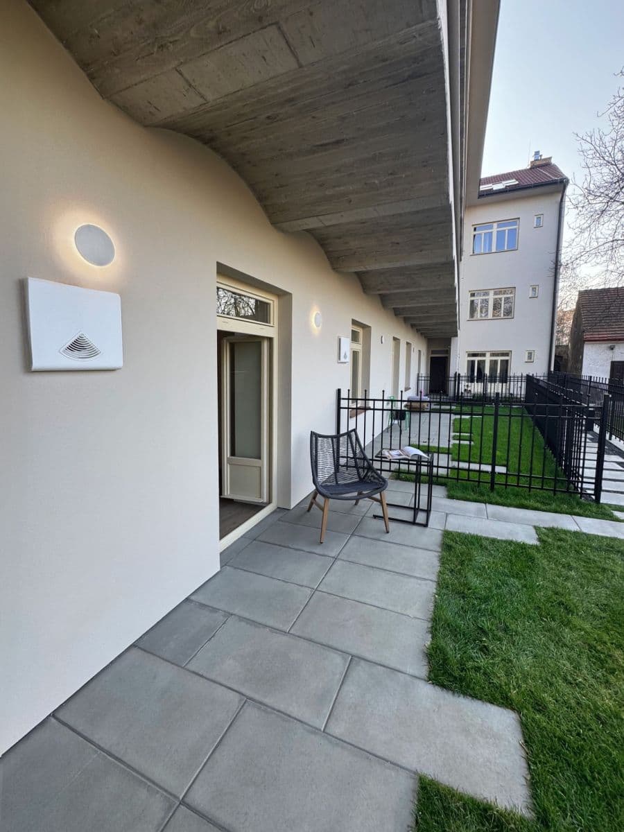 Pronájem bytu 1+kk 34 m², Boleslavova, Praha, Praha Pronájem bytu 1+kk 34 m², Boleslavova, Praha, Praha