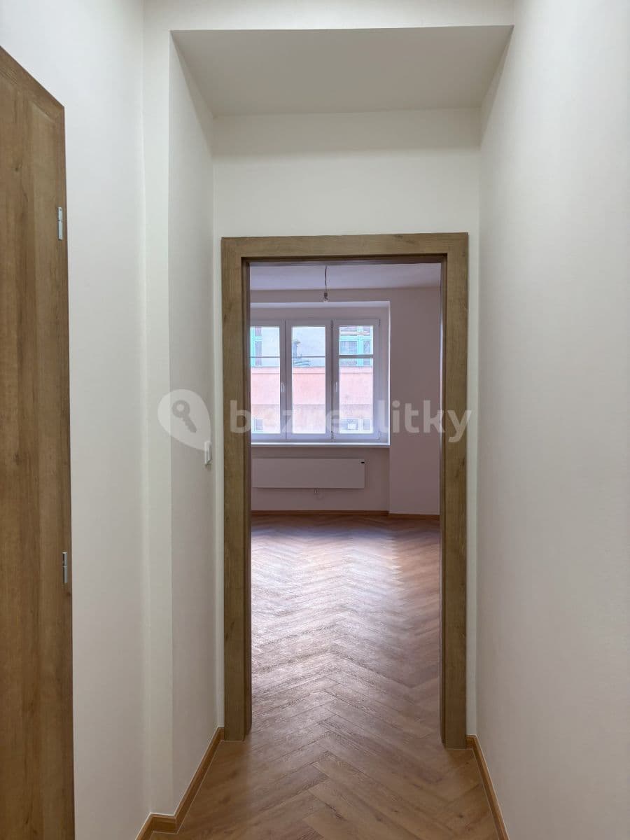 Pronájem bytu 1+kk 28 m², Přístavní, Praha, Praha Pronájem bytu 1+kk 28 m², Přístavní, Praha, Praha