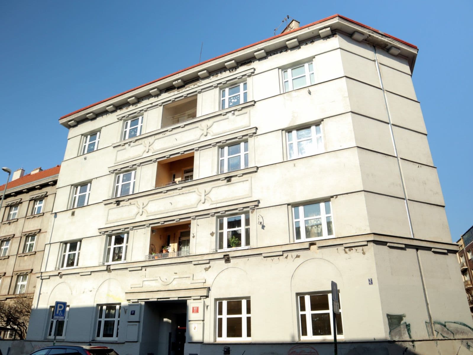 Pronájem bytu 3+1 95 m², Ukrajinská, Praha, Praha Pronájem bytu 3+1 95 m², Ukrajinská, Praha, Praha