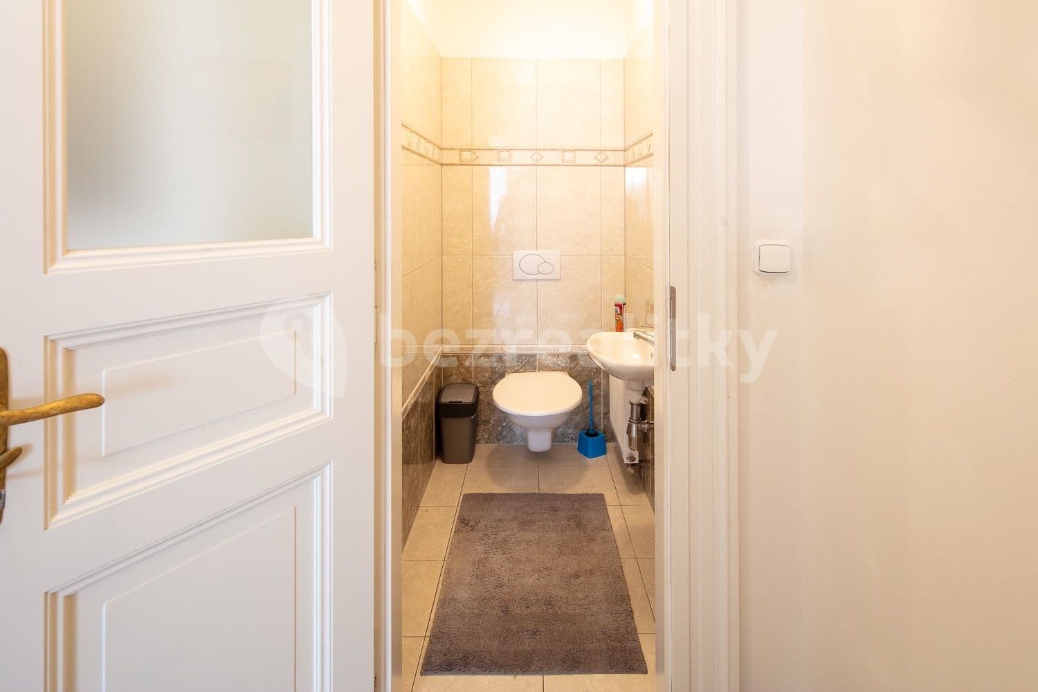 Pronájem bytu 2+kk 72 m², náměstí Jiřího z Poděbrad, Praha, Praha Pronájem bytu 2+kk 72 m², náměstí Jiřího z Poděbrad, Praha, Praha