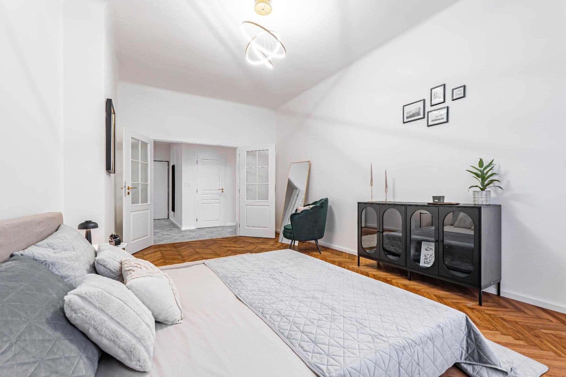 Prodej bytu 2+kk 71 m², Šternberkova, Praha, Praha Prodej bytu 2+kk 71 m², Šternberkova, Praha, Praha