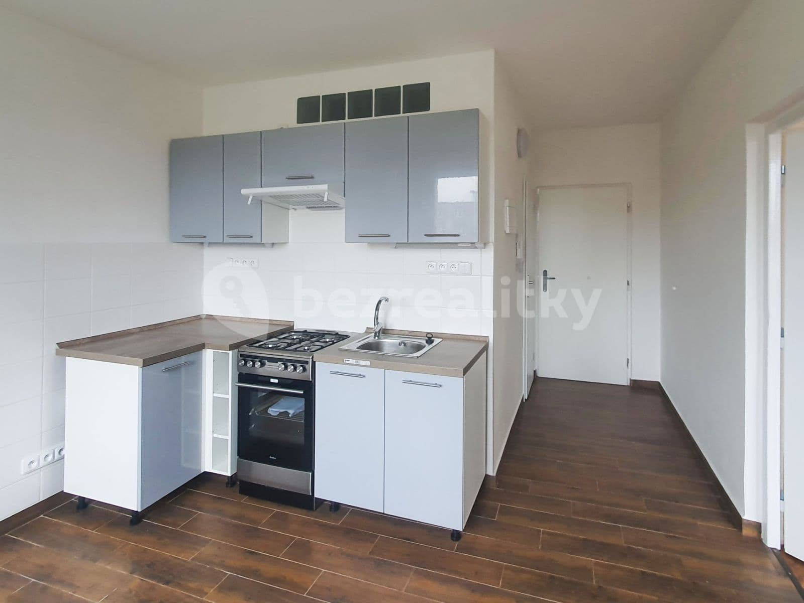 Pronájem bytu 1+1 36 m², Dlouhá, Aš, Karlovarský kraj Pronájem bytu 1+1 36 m², Dlouhá, Aš, Karlovarský kraj