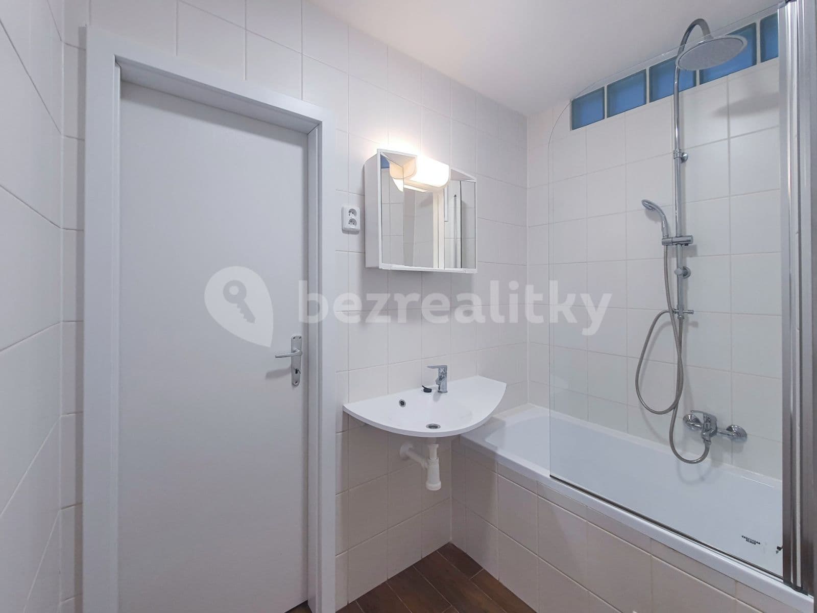 Pronájem bytu 1+1 36 m², Dlouhá, Aš, Karlovarský kraj Pronájem bytu 1+1 36 m², Dlouhá, Aš, Karlovarský kraj