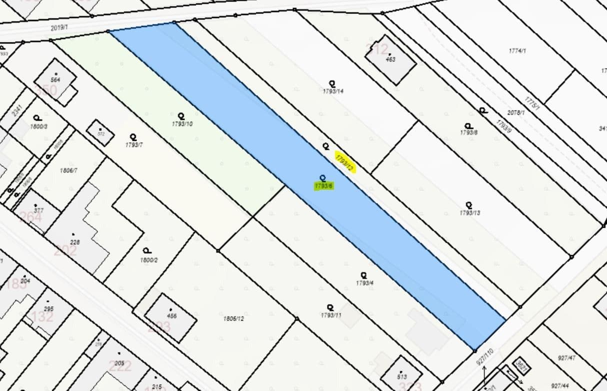 Prodej pozemku 3.285 m², Ivaň, Jihomoravský kraj Prodej pozemku 3.285 m², Ivaň, Jihomoravský kraj