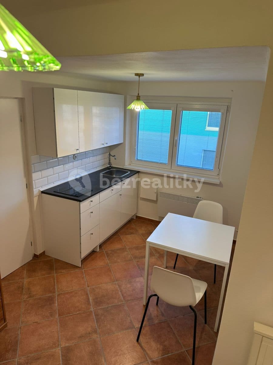 Pronájem bytu 1+kk 19 m², Horoušanská, Praha, Praha Pronájem bytu 1+kk 19 m², Horoušanská, Praha, Praha