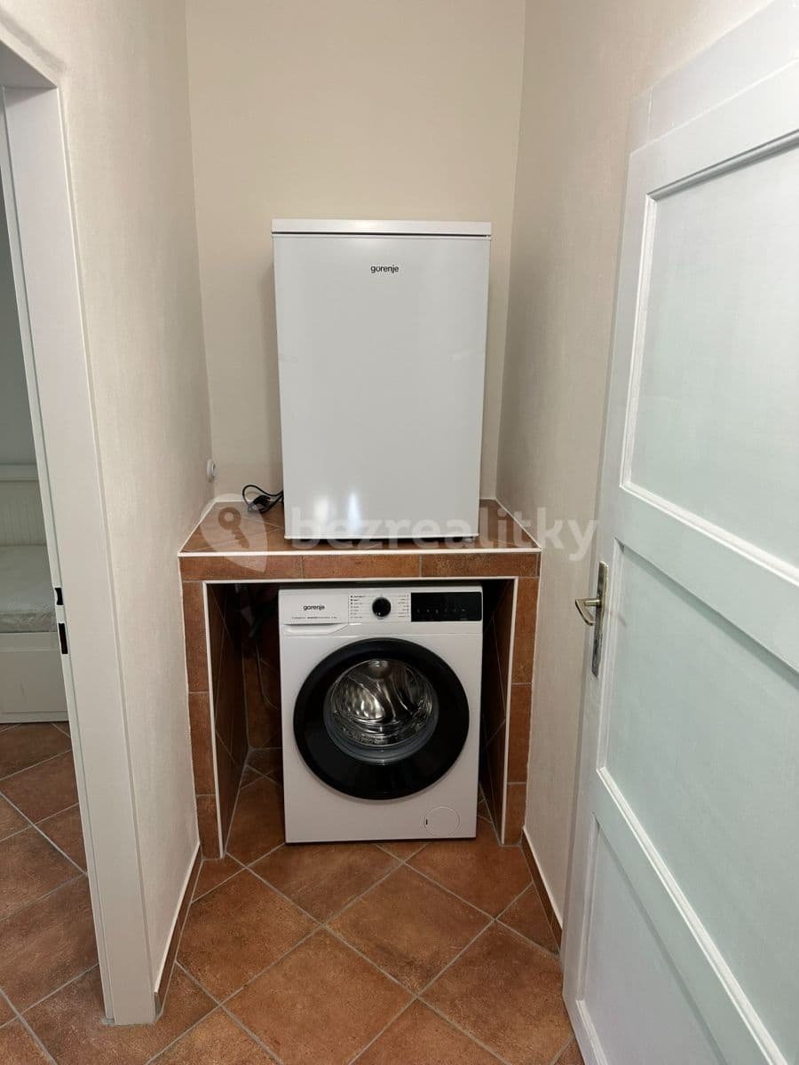 Pronájem bytu 1+kk 19 m², Horoušanská, Praha, Praha Pronájem bytu 1+kk 19 m², Horoušanská, Praha, Praha