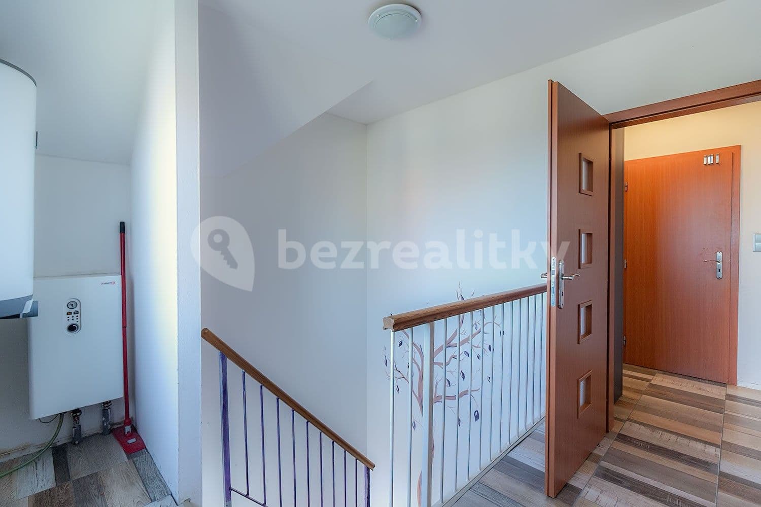 Pronájem bytu 3+kk 83 m², Tisová, Holubice, Středočeský kraj Pronájem bytu 3+kk 83 m², Tisová, Holubice, Středočeský kraj