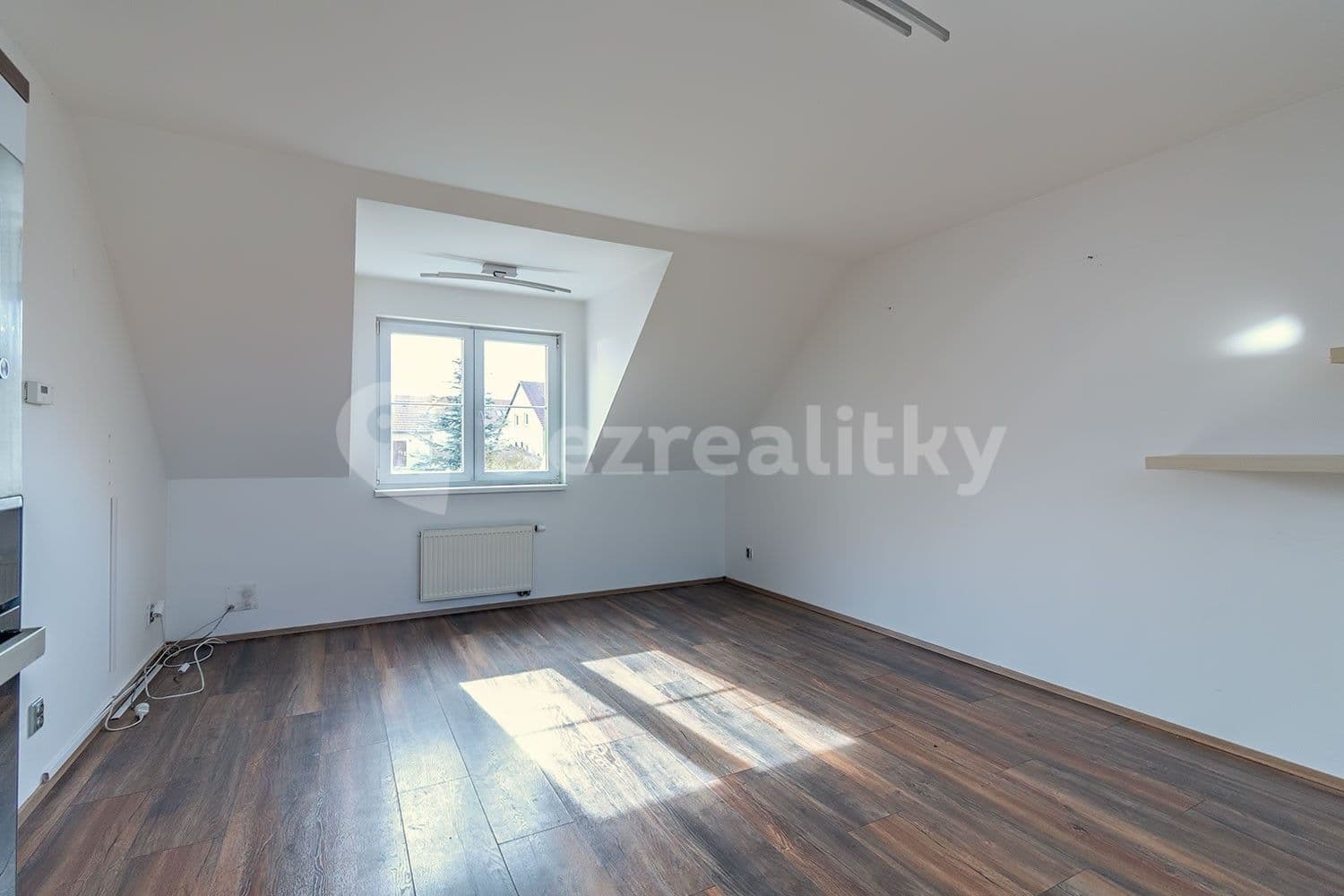 Pronájem bytu 3+kk 83 m², Tisová, Holubice, Středočeský kraj Pronájem bytu 3+kk 83 m², Tisová, Holubice, Středočeský kraj