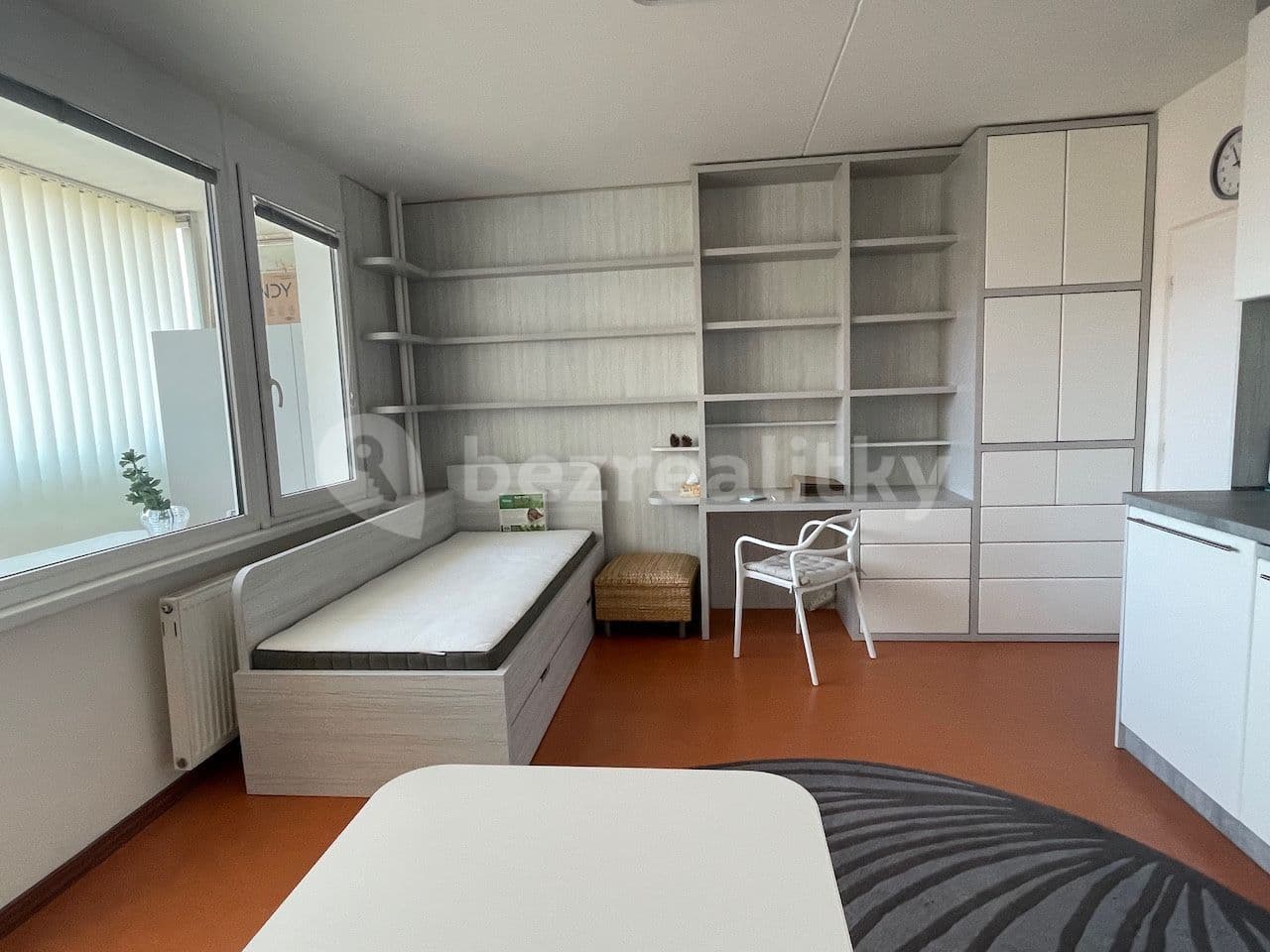 Pronájem bytu 1+kk 34 m², Mařatkova, Praha, Praha Pronájem bytu 1+kk 34 m², Mařatkova, Praha, Praha