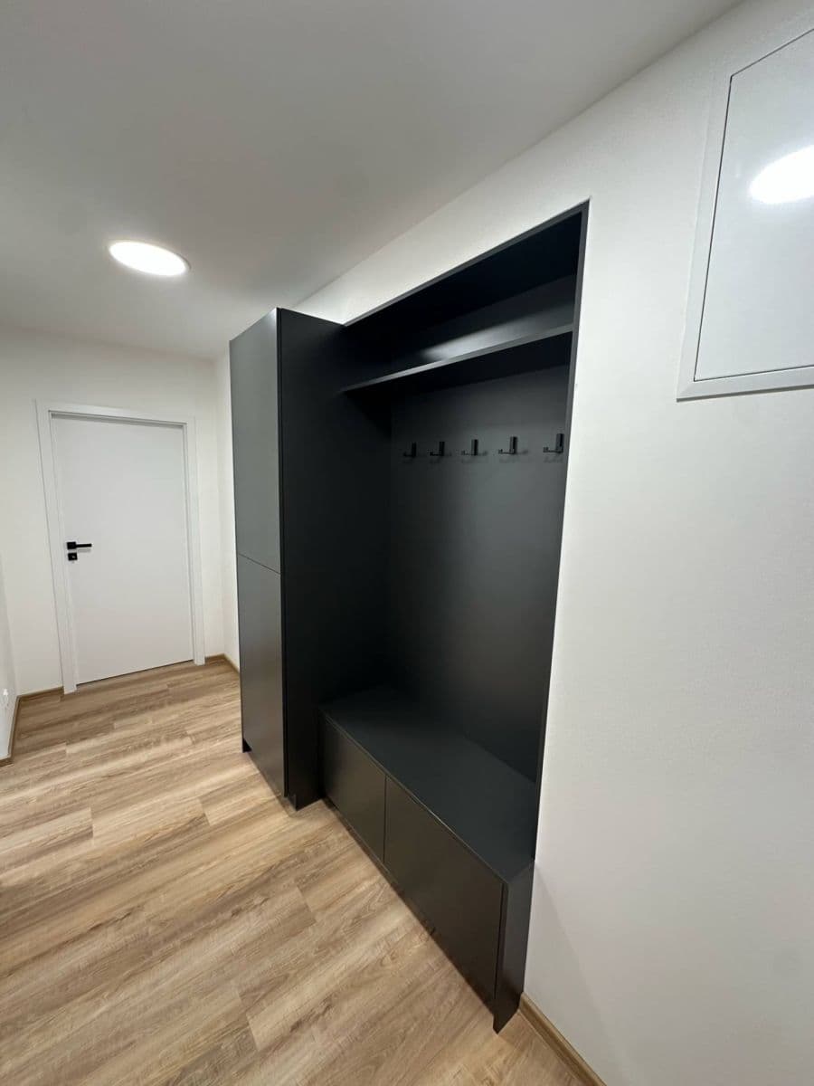 Pronájem bytu 2+1 64 m², Tř. Maršála Malinovského, Uherské Hradiště, Zlínský kraj Pronájem bytu 2+1 64 m², Tř. Maršála Malinovského, Uherské Hradiště, Zlínský kraj
