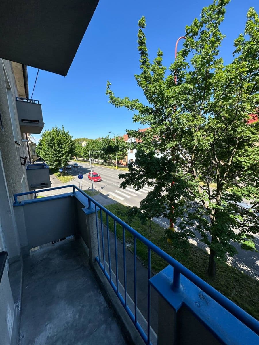 Pronájem bytu 2+1 64 m², Tř. Maršála Malinovského, Uherské Hradiště, Zlínský kraj Pronájem bytu 2+1 64 m², Tř. Maršála Malinovského, Uherské Hradiště, Zlínský kraj