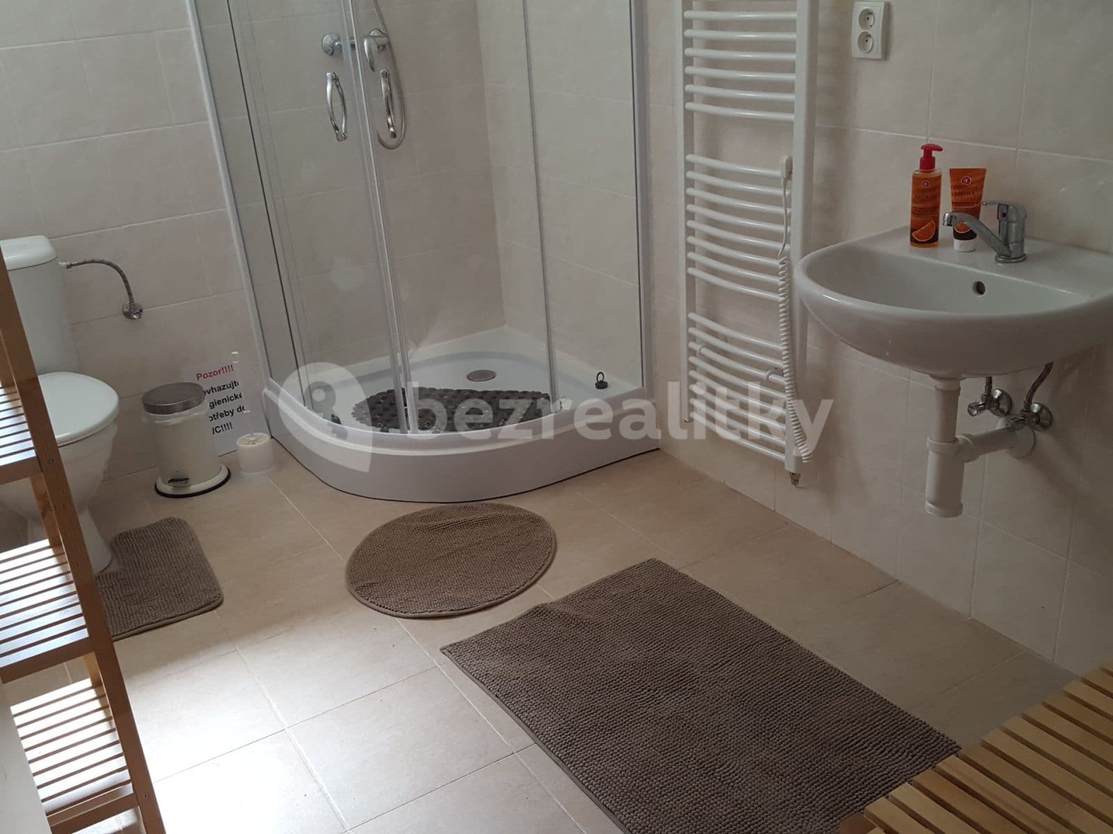 Prodej chaty, chalupy 187 m², pozemek 1.265 m², Křečovice, Středočeský kraj Prodej chaty, chalupy 187 m², pozemek 1.265 m², Křečovice, Středočeský kraj